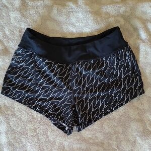 Zella Black With White Design Women's Athletic Shorts